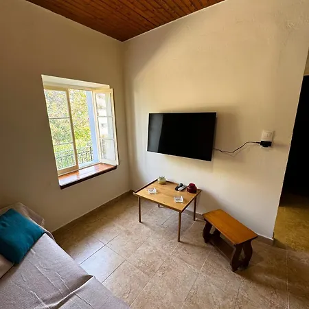 بيت للعطل Olive Spell Gastouri House *