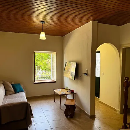 Olive Spell Gastouri House Holiday home